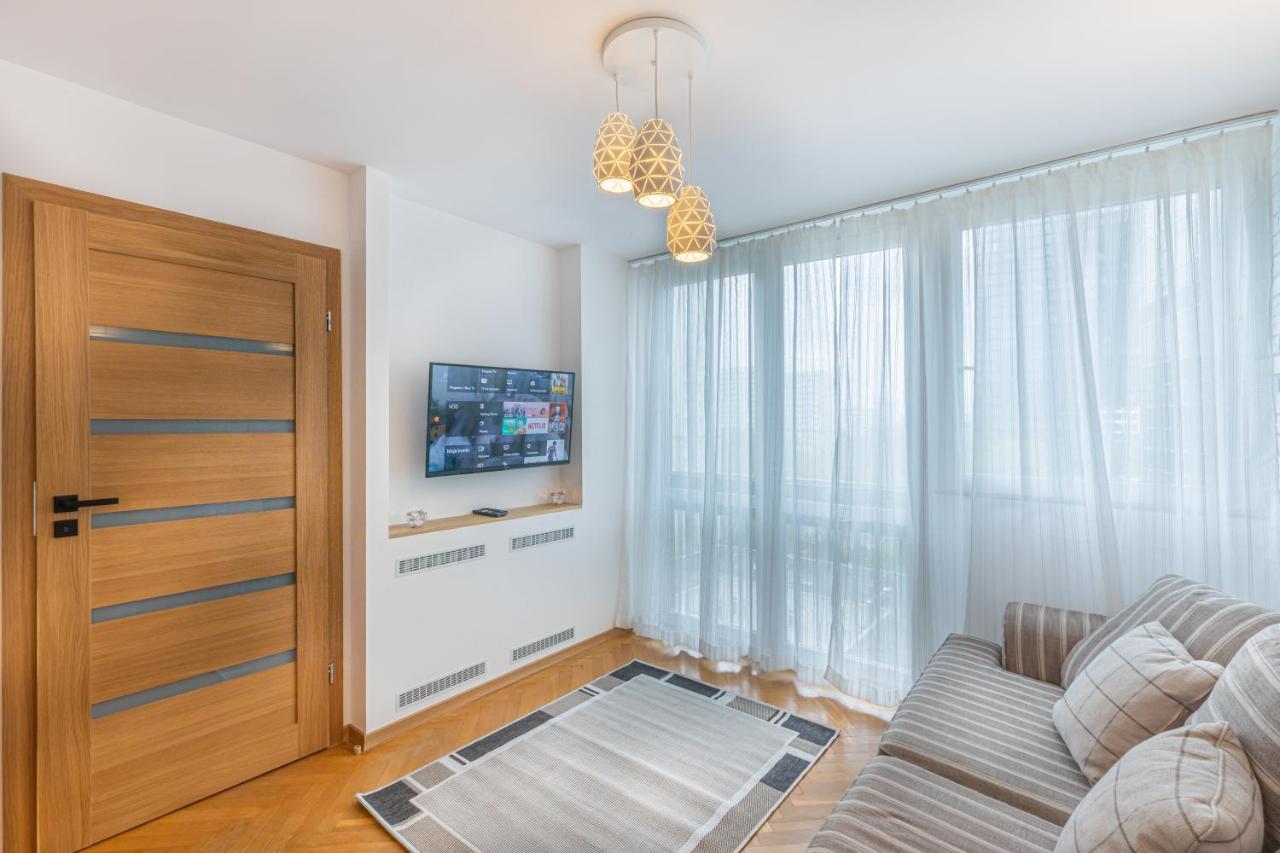 Apartment Strict Warsaw Center - Metro,Free Parking Εξωτερικό φωτογραφία