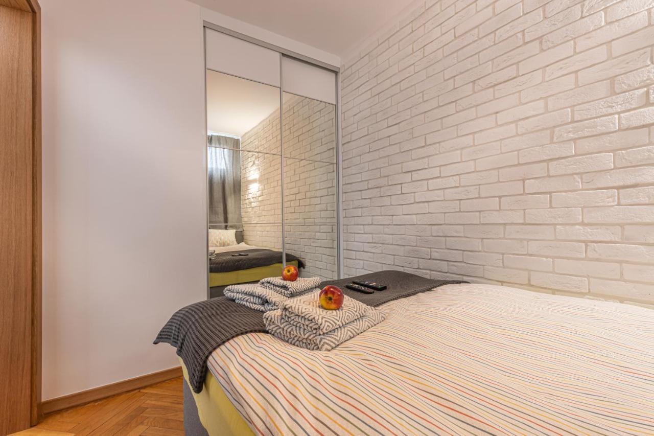 Apartment Strict Warsaw Center - Metro,Free Parking Εξωτερικό φωτογραφία